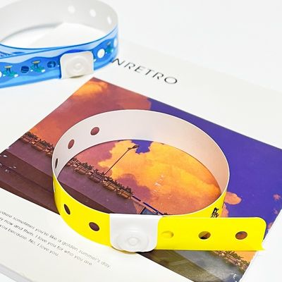 사용자 지정 PVC 손목밴드 사용자 지정 로고 색상 비닐 PVC 홍보 이벤트 활동 팔찌 손목밴드