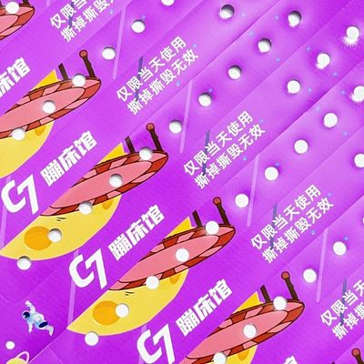 방수 맞춤 인쇄 된 홀로그램 PVC 비닐 반짝이는 손목밴드 이벤트 축제 스포츠 패션 프로모션