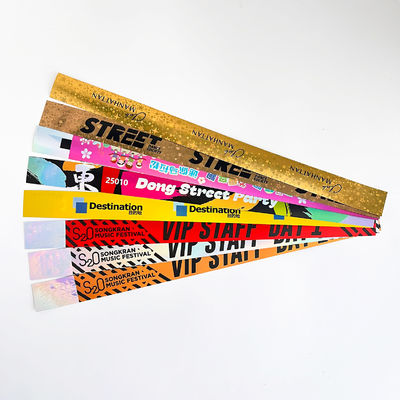 반짝이는 다채로운 반짝이 홀로그램 파티 팔찌 (플라스틱 재질, 맞춤형 로고 포함)